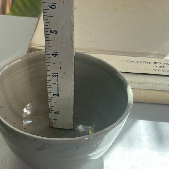 Studio Art Pottery Handmade Bowl Speckled Gray W/ Glossy Finish Signed By Anne C - Picture 13 of 16